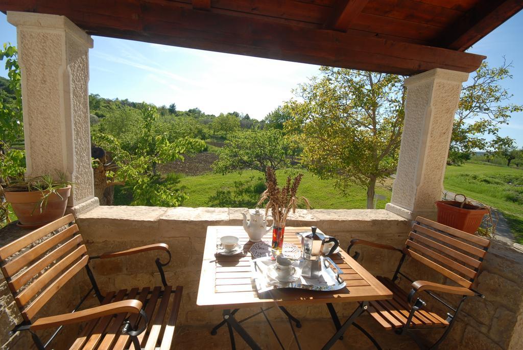 Villa Angela E Giovanni Vižinada Rom bilde